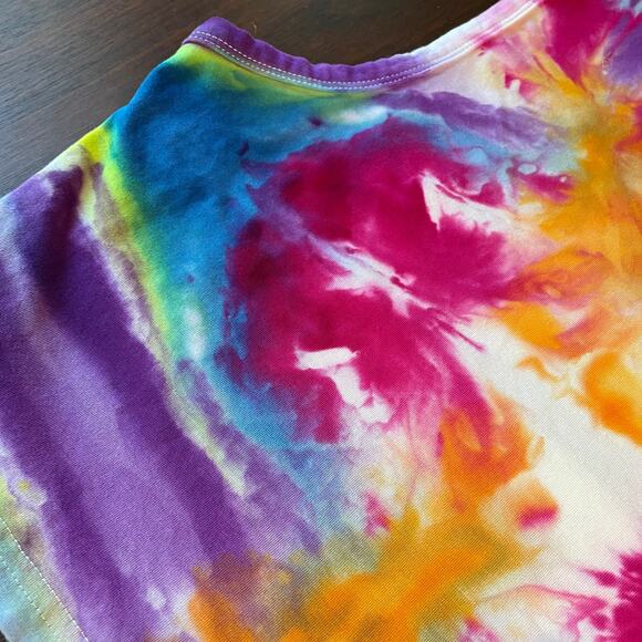 Women's Tie Dyed Tank Crop - Ice Dye Mandala Top Handmade - Rainbow (2XLarge) - Picture 7 of 10